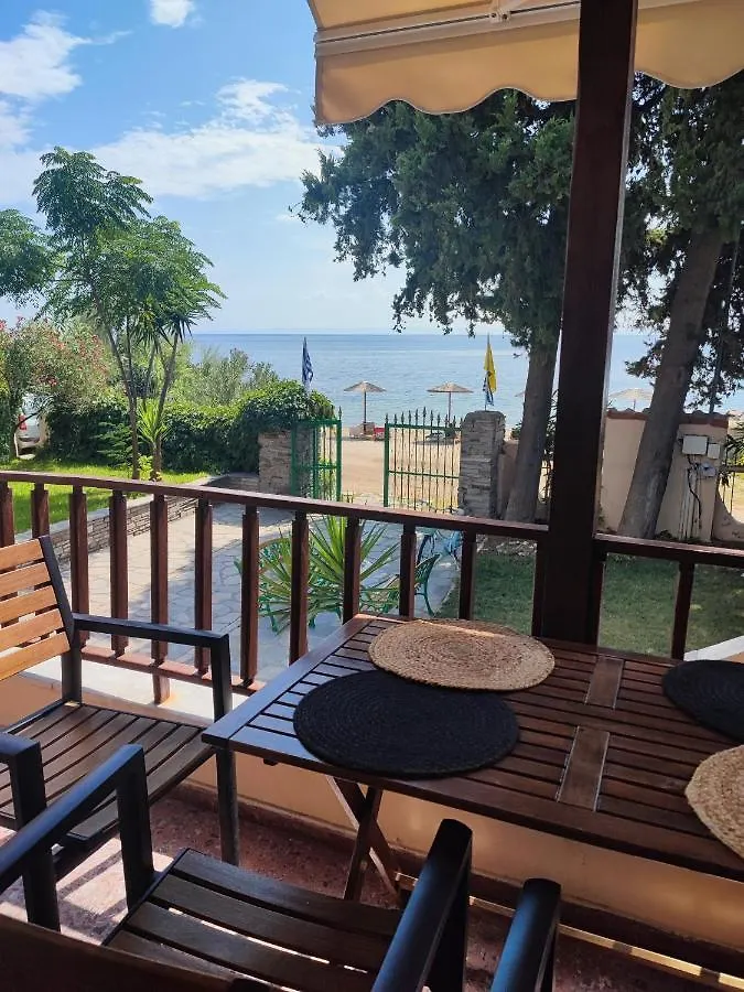 Mina'S House Beachfront Apartments Nikiti  Nikiti (Sithonia)