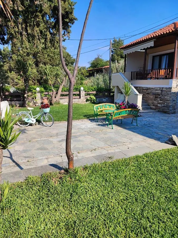 Mina'S House Beachfront Apartments Nikiti